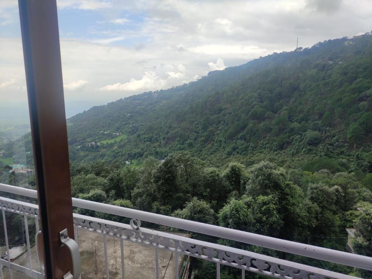 Hotel Amandeep Dharamshala Extérieur photo